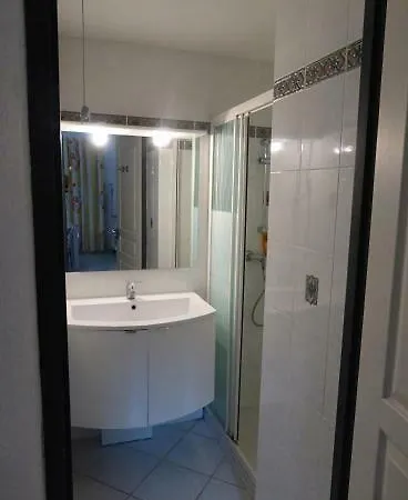 Avec Piscine ヴィラ アグド